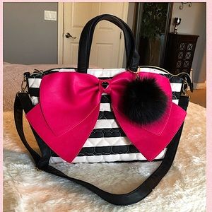 Betsey Johnson quilted heart pink bow satchel
